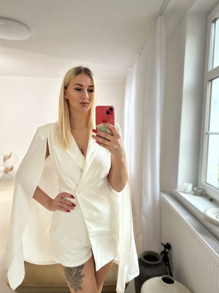  51315797  Anna, 29 ,    Pfarrkirchen
