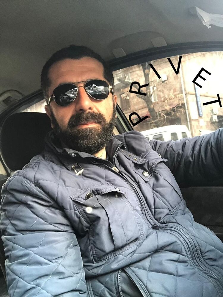  19570257  , 44 ,    