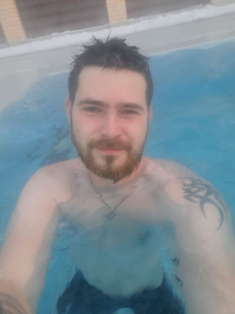  27526377  Alexey, 31 ,    