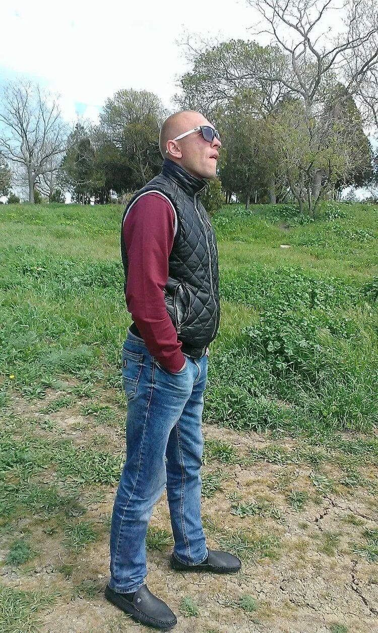  --,   Pavel, 40 ,   ,   , c 