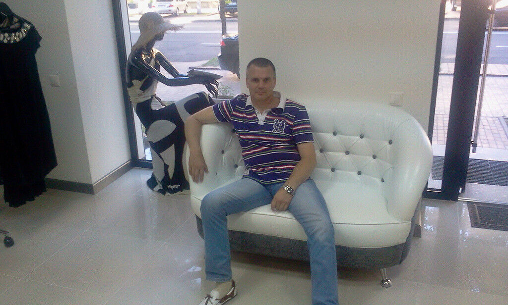  10870837  Egor, 59 ,    