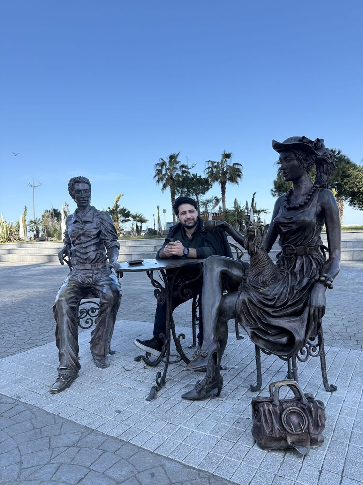  54331087  Ibrahim, 27 ,    