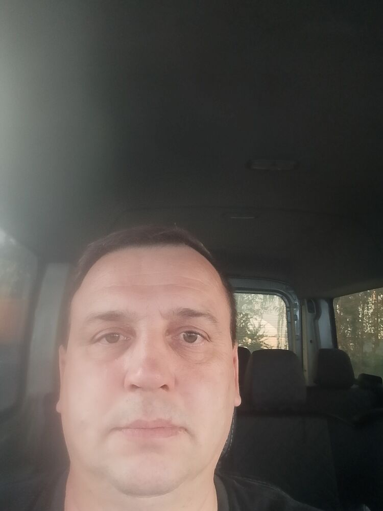  45649077  , 52 ,    