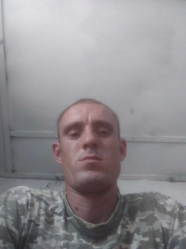 28247677  , 33 ,    