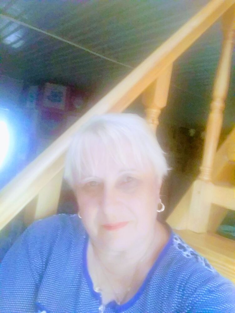  23590837  Elena, 70 ,    