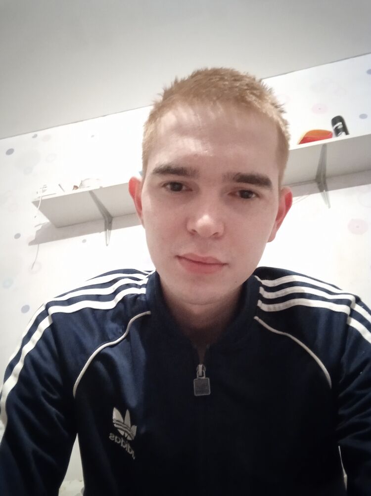  32043327  , 23 ,    