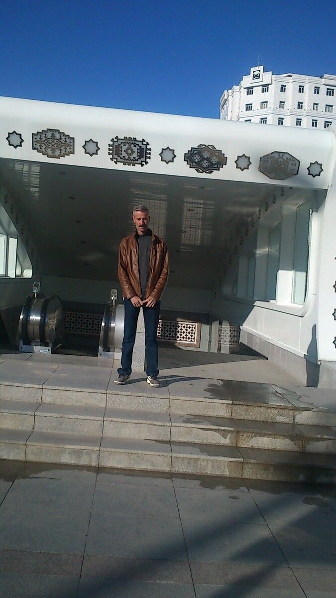  8268767  Sergei, 45 ,    