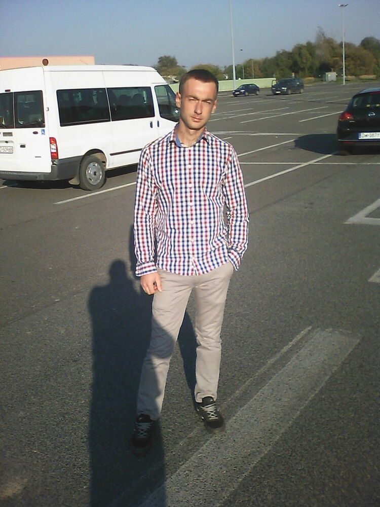  ,   Ruslan, 35 ,   ,   , c 