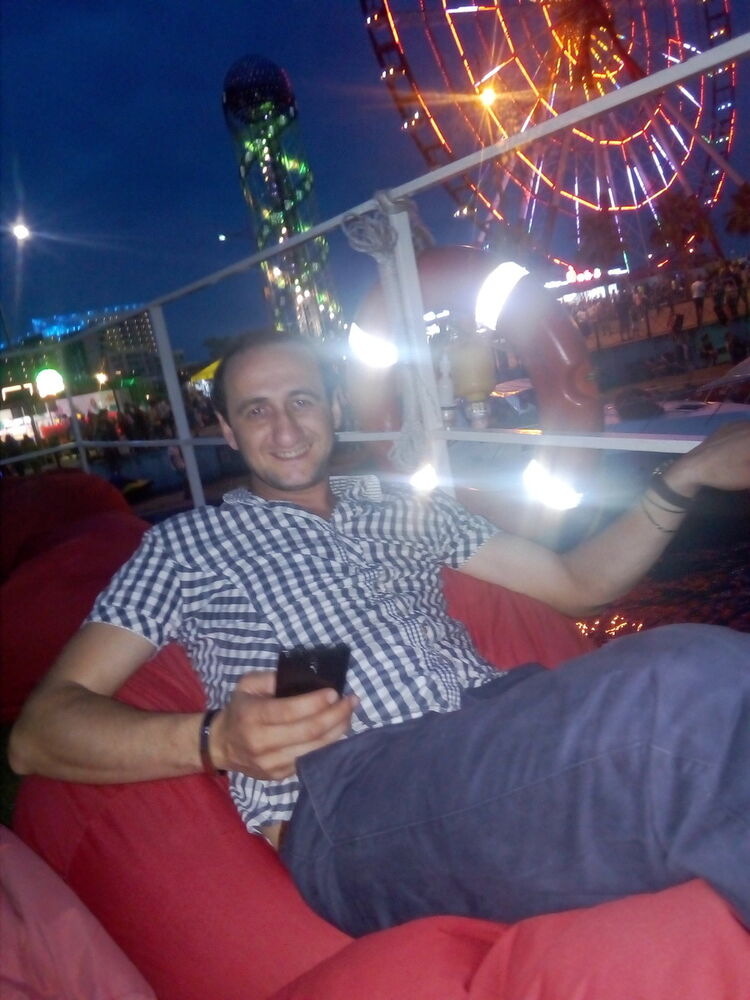  ,   Badri, 37 ,   ,   , c , 
