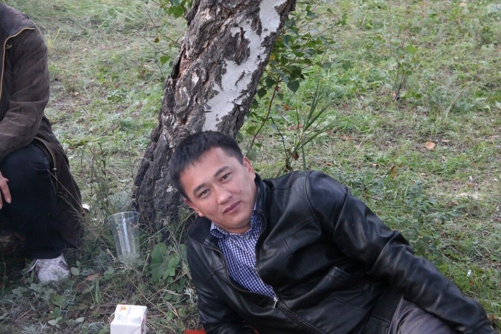  ,   Alex, 40 ,   ,   , c 