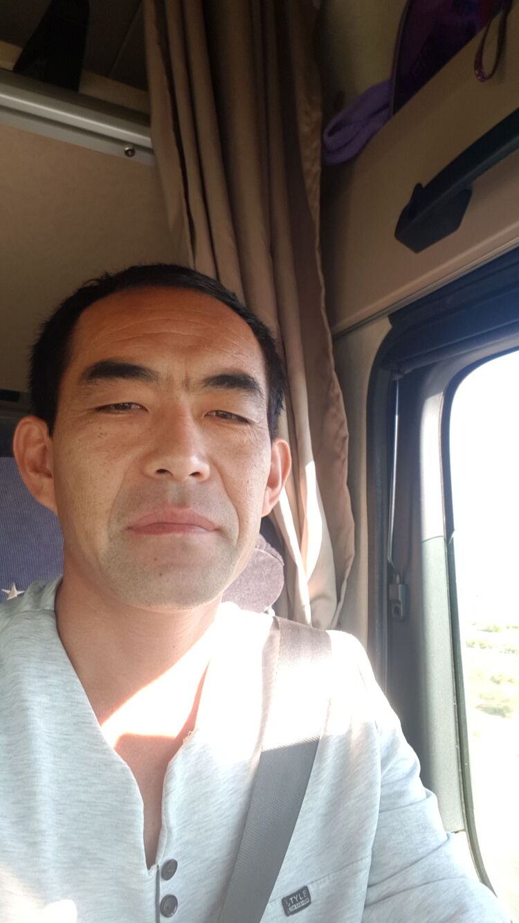  45168017  Rashid, 44 ,    
