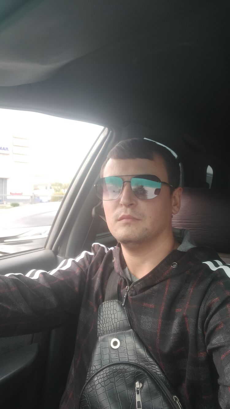  46765477  , 29 ,    