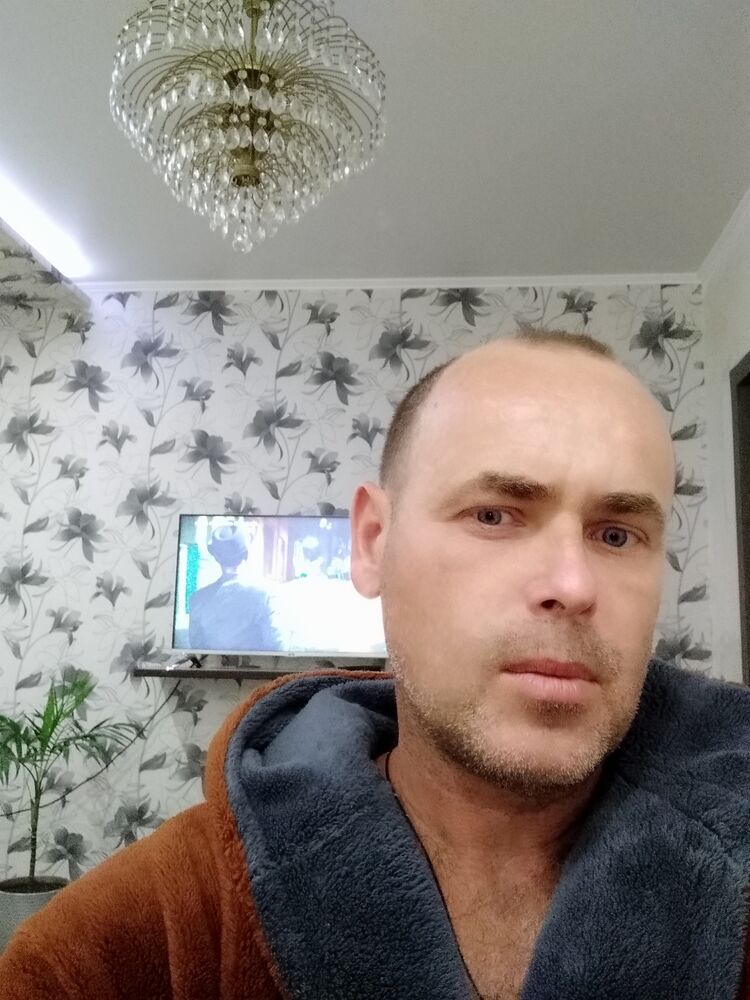  40364257  , 39 ,    