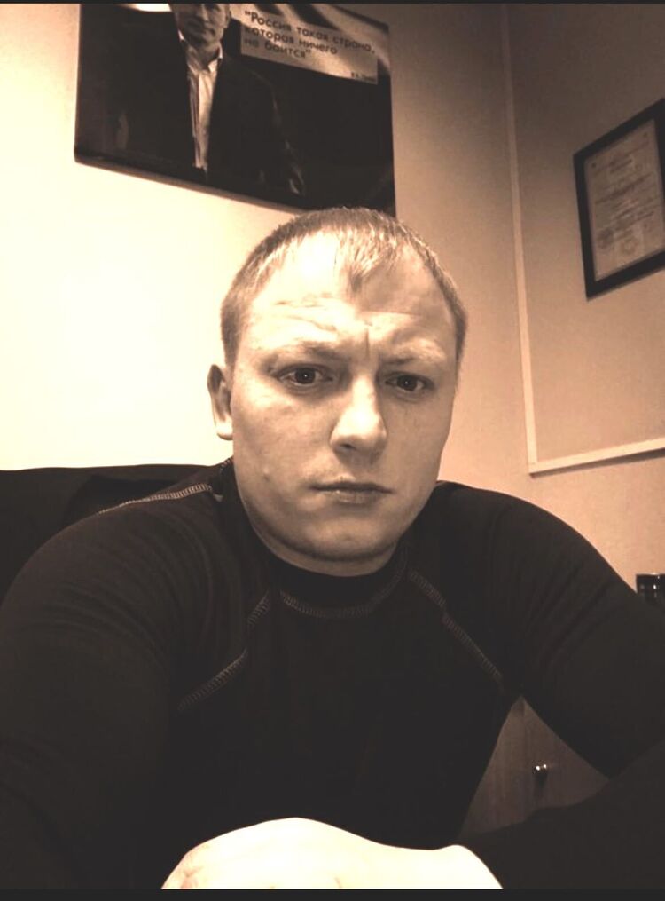 ���� 49723277 ������� BOSS, 33 ����, ���� ���������� � ������