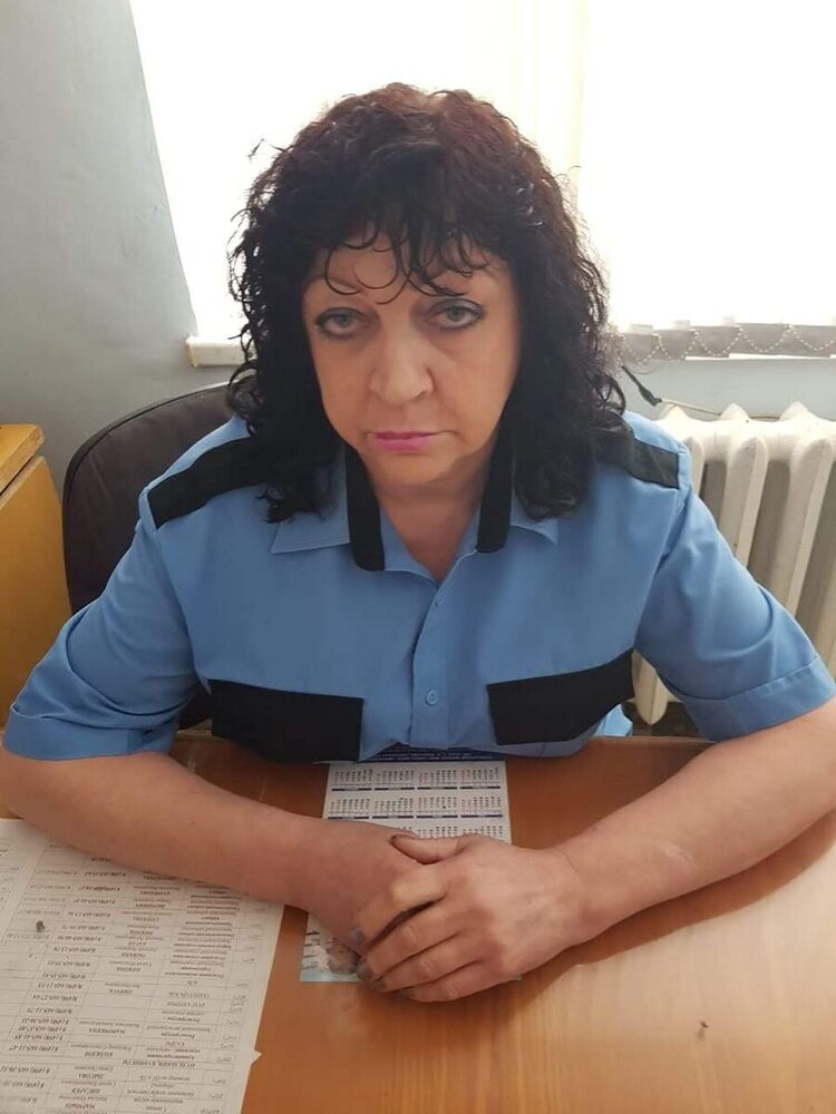  ,   Elena, 59 ,   ,   , c 