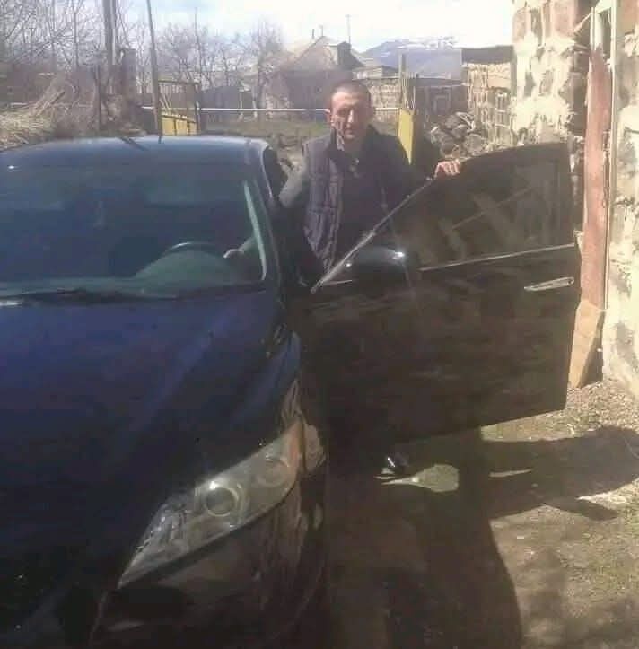  52989247  Hamo, 44 ,    