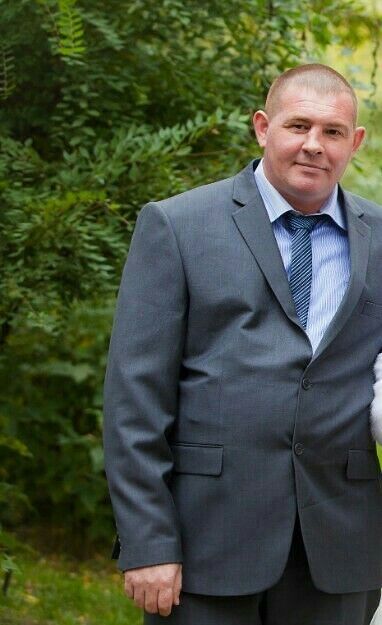  ,   SERGEI, 51 ,  
