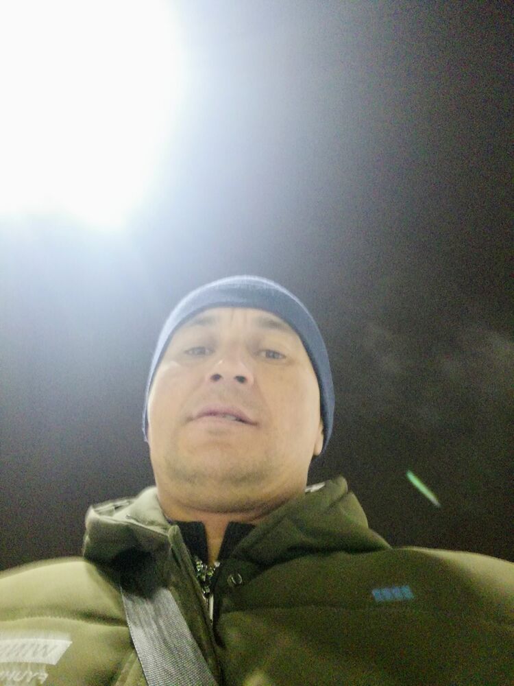  ,   Mihail, 40 ,   ,   , c 
