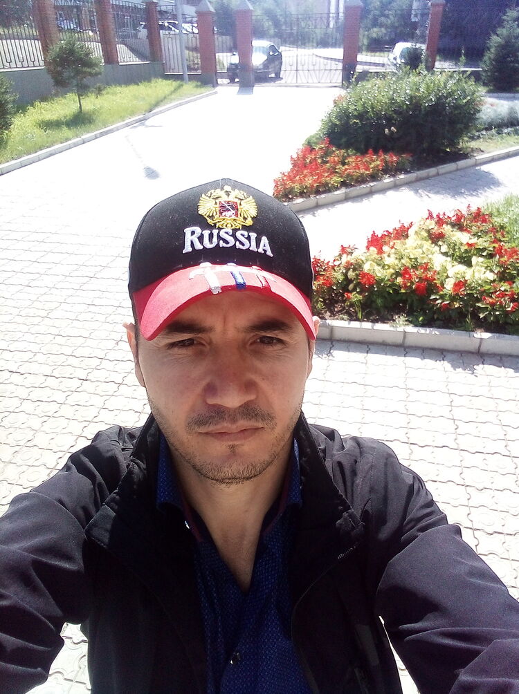  24051667  Kamron, 41 ,    -