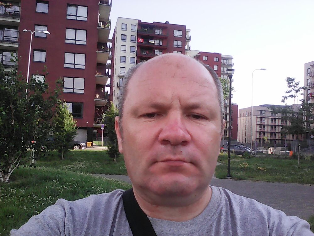  27419317  Sergej, 50 ,    
