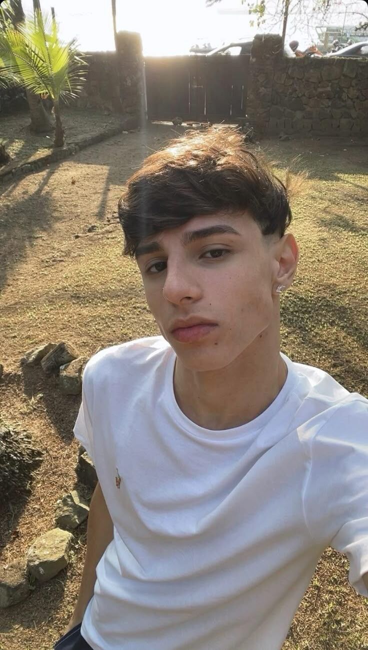  53959017  Enzo guerra, 19 ,    -