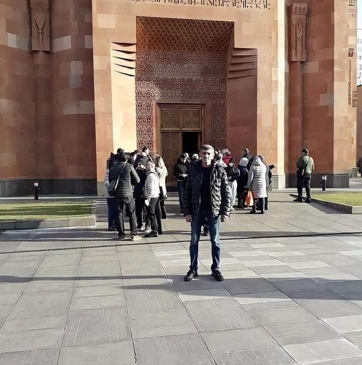  37545277  , 49 ,    