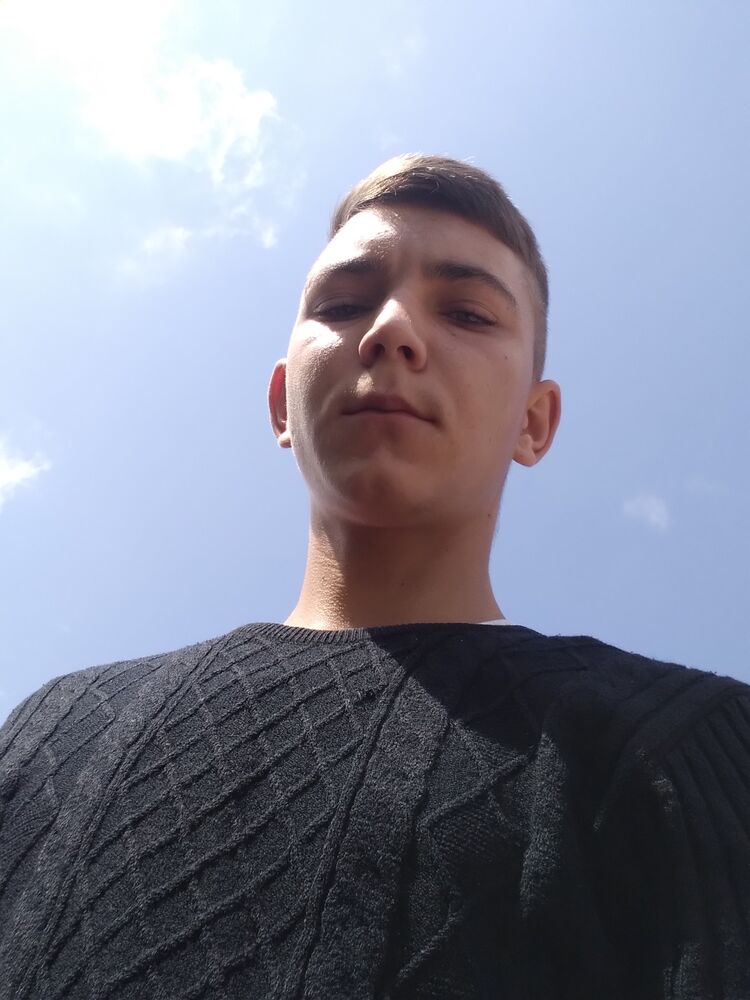  31804507  , 21 ,    