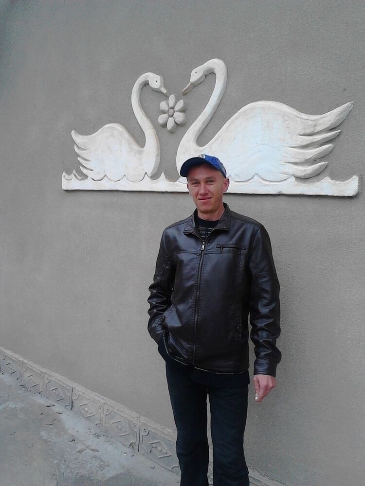  ,   Slavik, 33 ,   ,   , c 