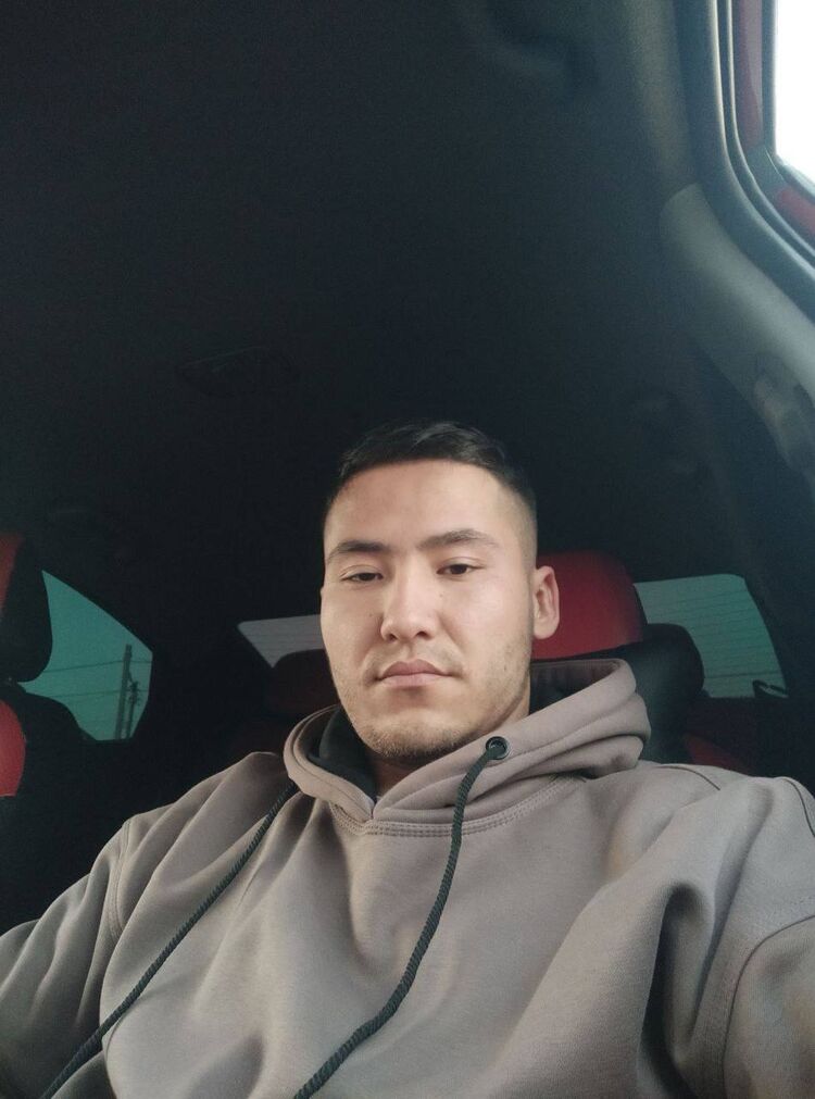  52801087  Ahliyor, 24 ,    