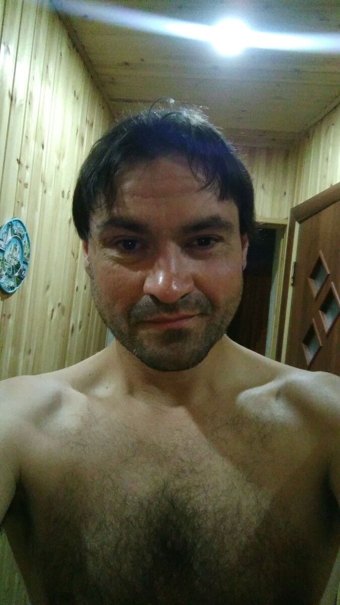  15696367  , 44 ,    