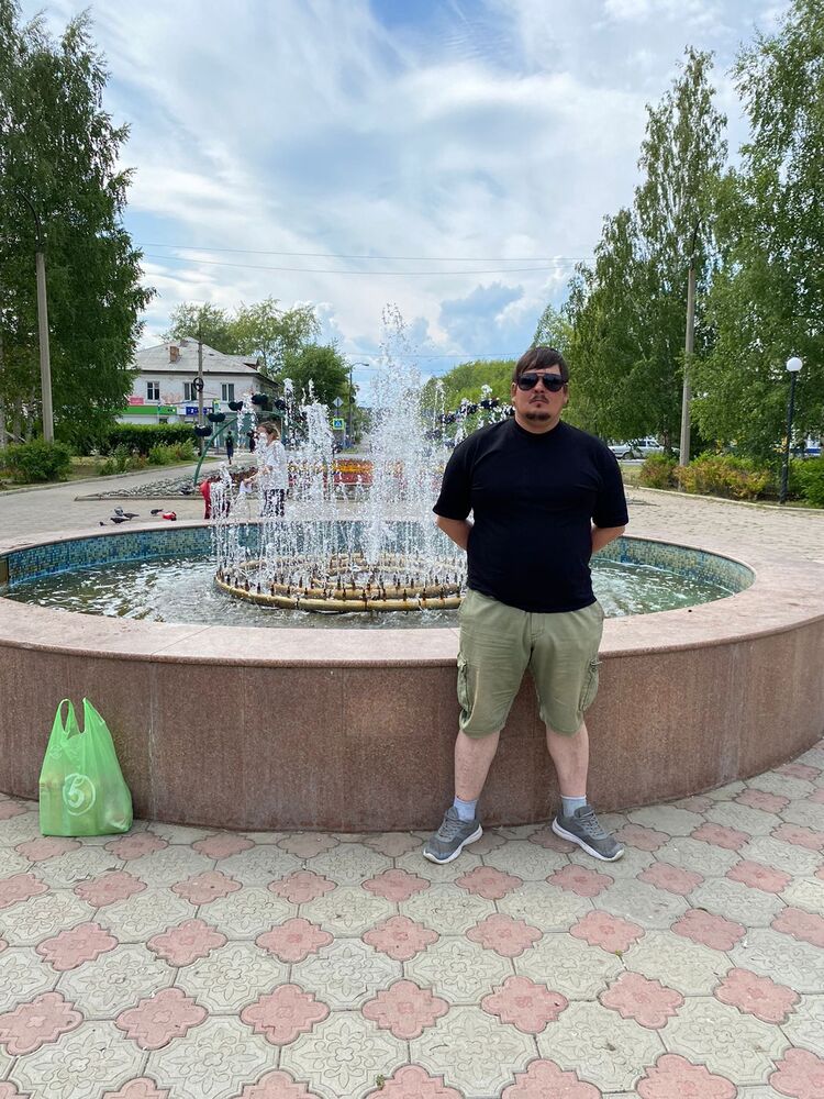 35623317  Konstantin, 38 ,    -