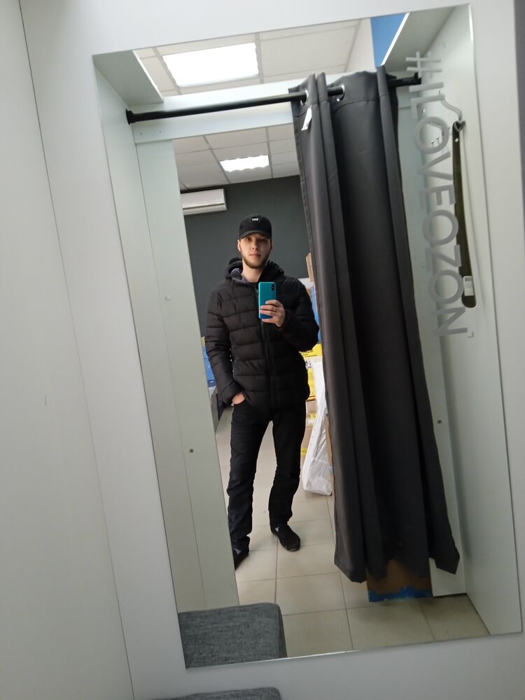  33027977  , 27 ,    