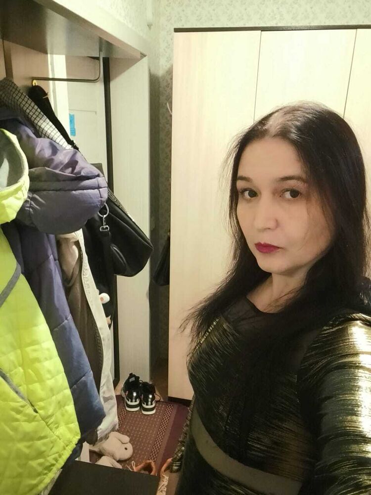  41668297  Vera, 45 ,    