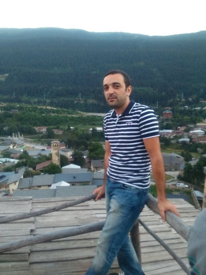  7224057  Ika, 39 ,    