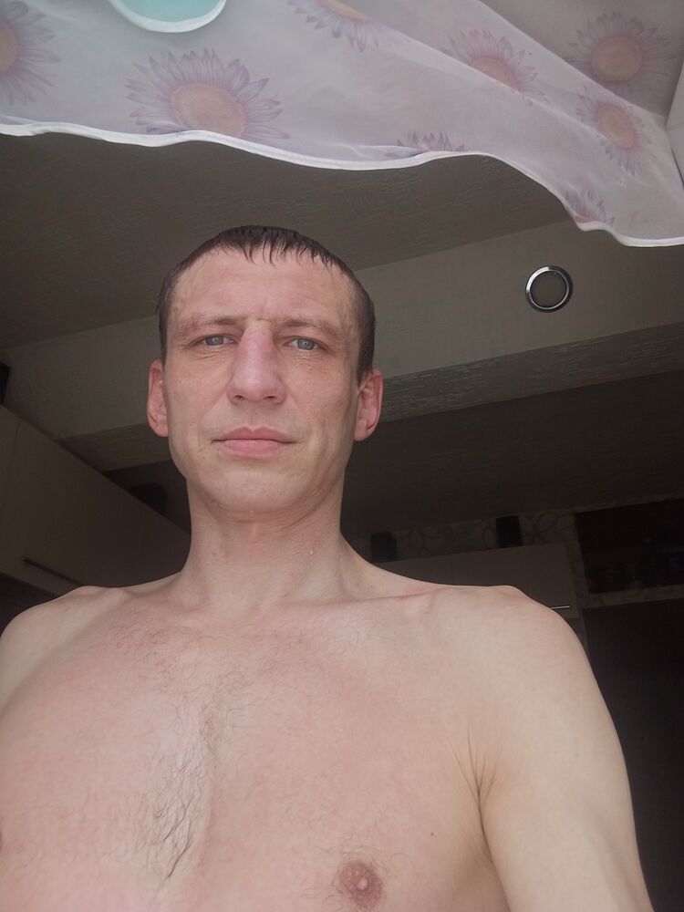  49859707  Artem, 36 ,    
