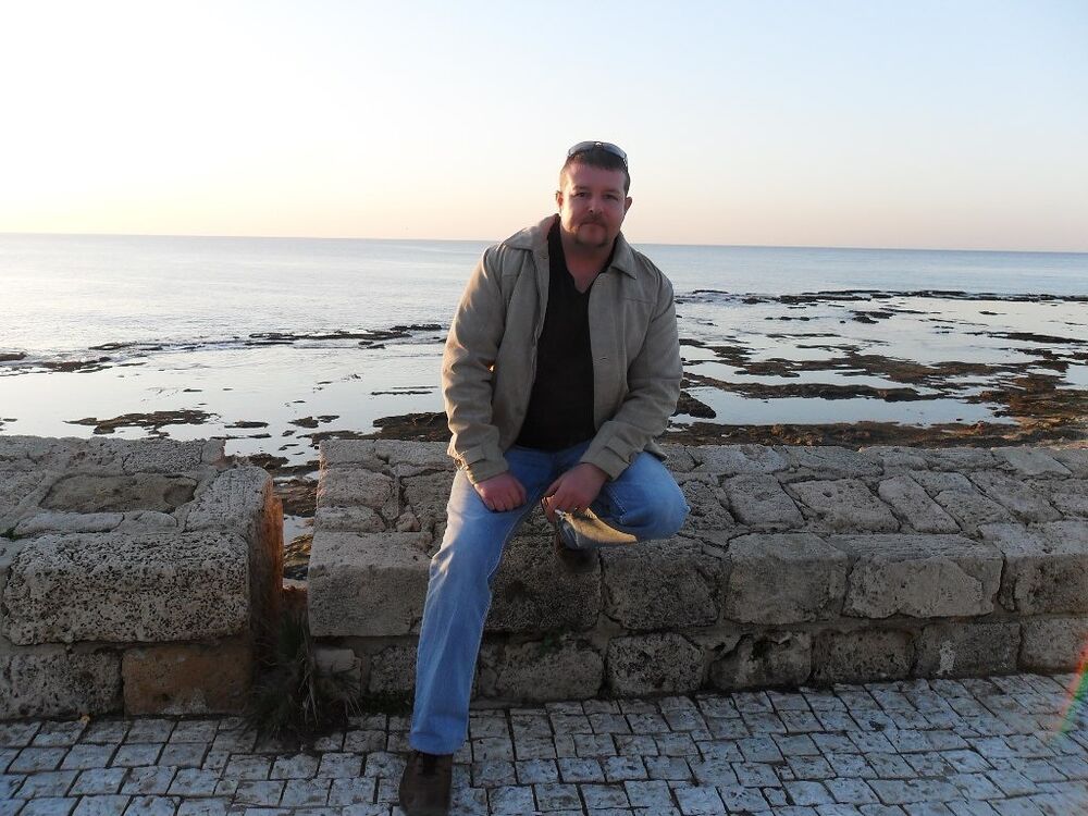  9068837  Sergey, 52 ,    