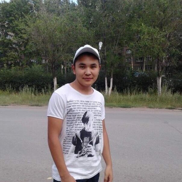  5715917  Azamat, 32 ,    