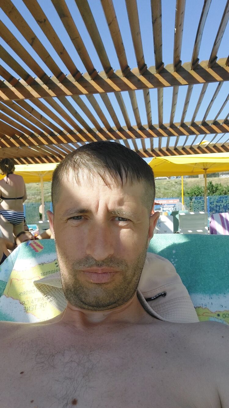  48629877  , 43 ,    