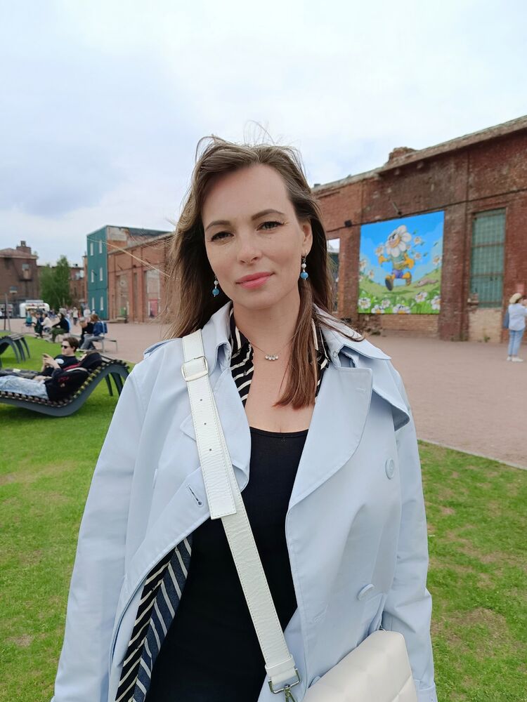  54702617  , 42 ,    -