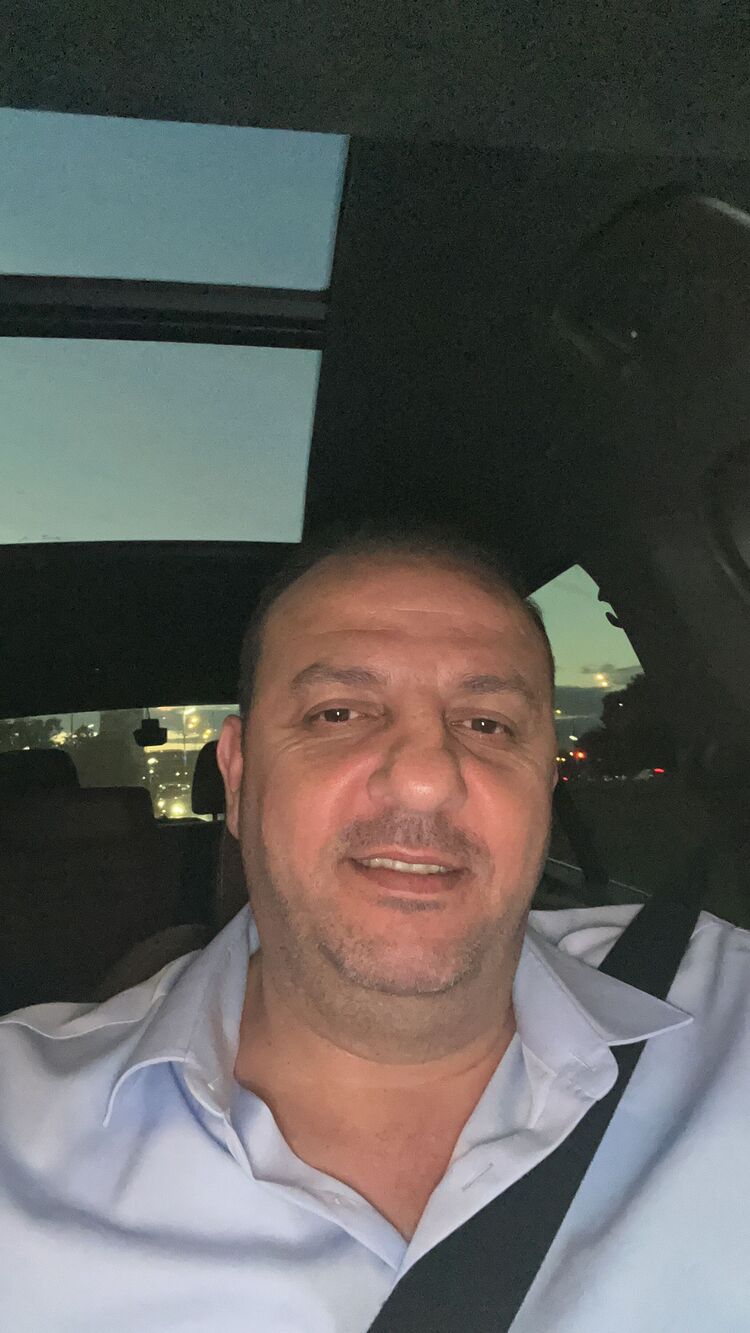  52328627  , 47 ,    