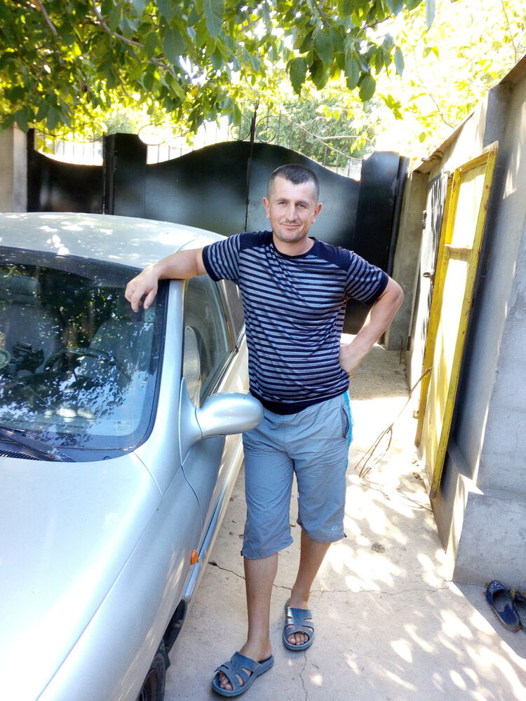  ,   Sergiu, 39 ,   ,   , c 