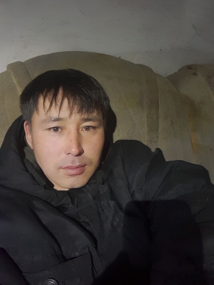  49935227  Timur, 36 ,    -