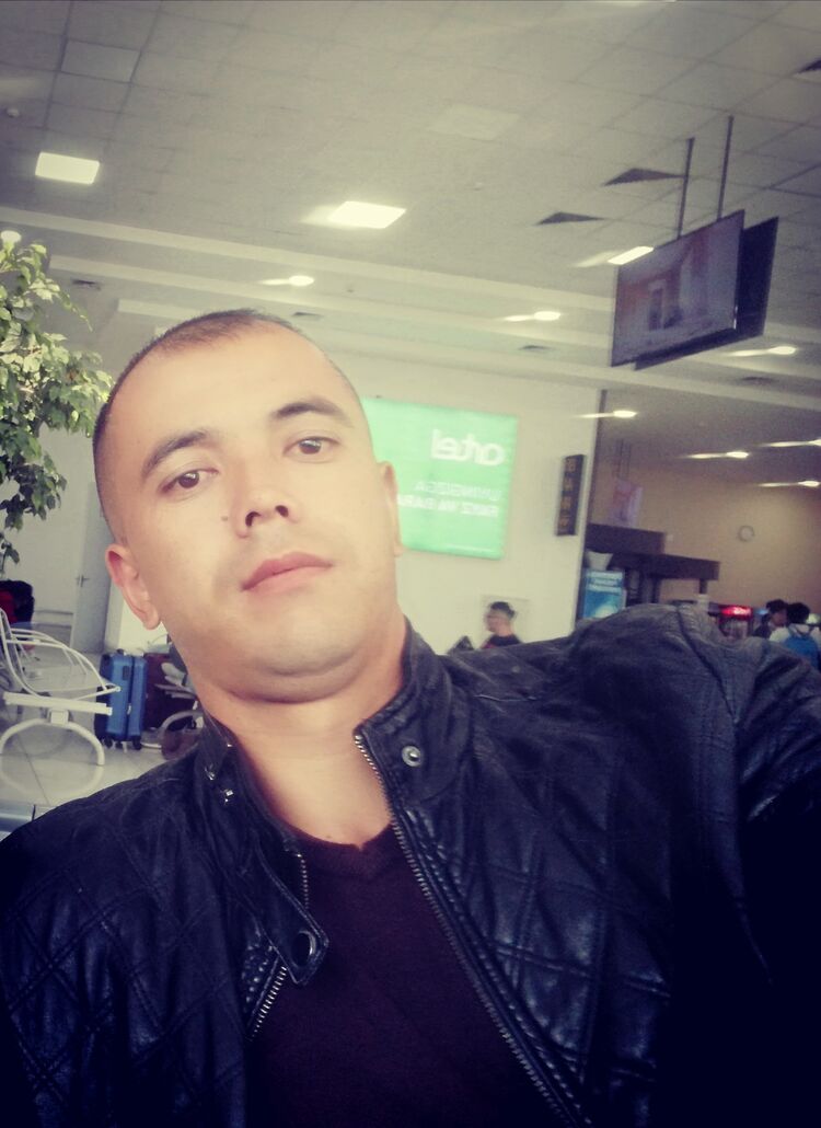  ,   Akrom, 32 ,   ,   