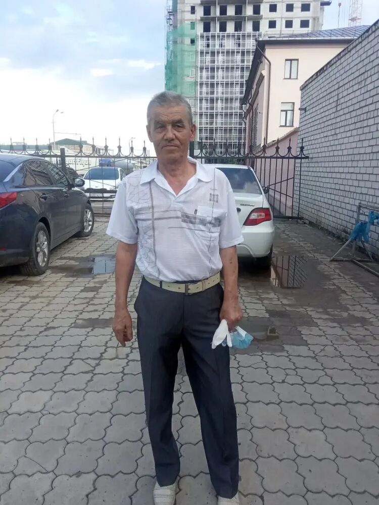  24990777  , 65 ,    