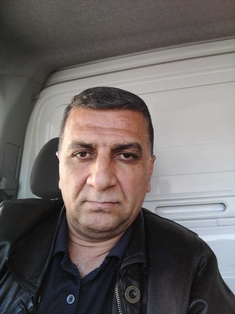  48401547  Kamal, 52 ,    