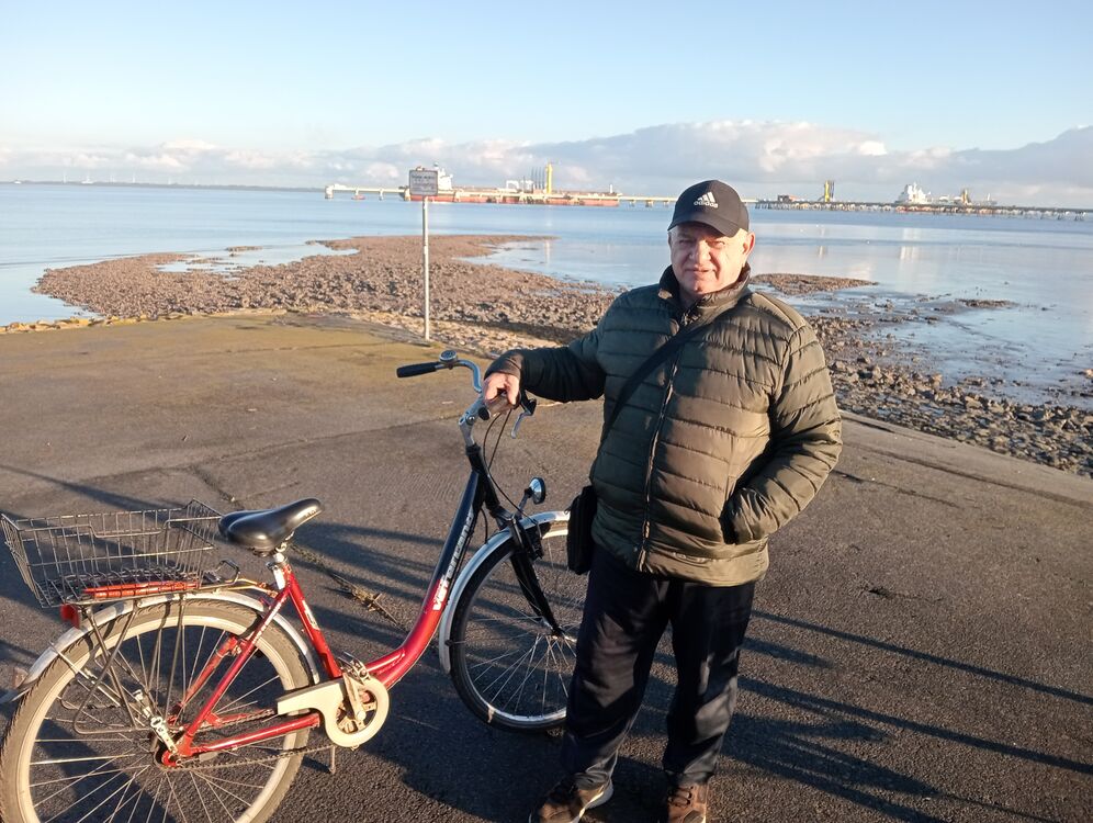  52129117  , 67 ,    Adelebsen