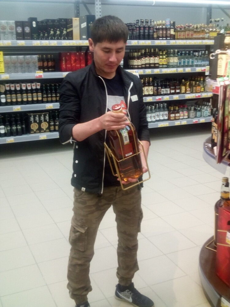 ���� 10185037 ������� Shohruhbek, 30 ���, ���� ���������� � �������������