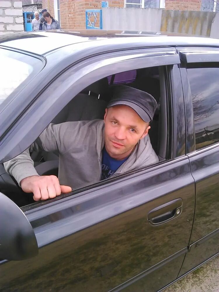  30914197  Sergeiy, 46 ,    --