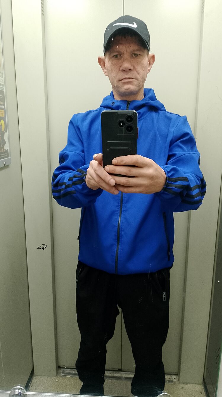  53567057  , 37 ,    