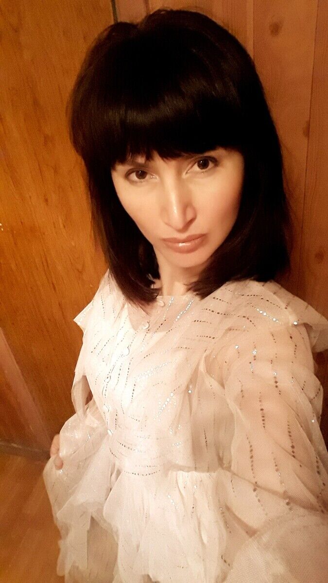  19936527  Karina, 36 ,    